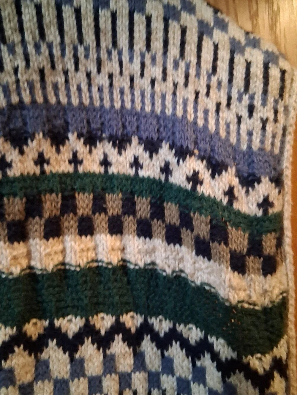 vintage Lake Harmony U.S.A. knit sleeveless sweater vest. heavy, textured knit